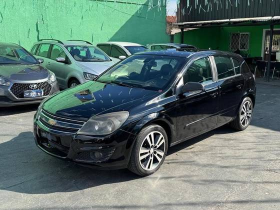 CHEVROLET VECTRA 2.0 MPFI GT HATCH 8V FLEX 4P AUTOMÁTICO CHEVROLET VECTRA 2.0 MPFI GT HATCH 8V FLEX 4P AUTOMÁTICO